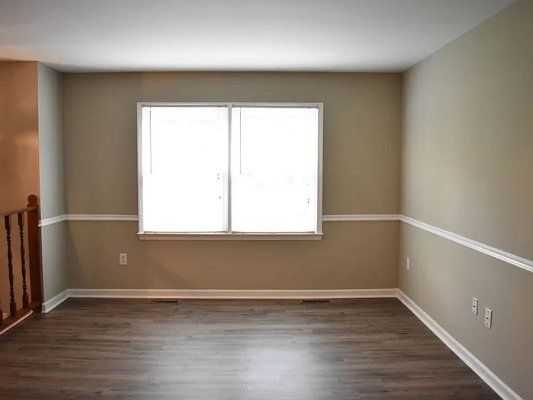 5405 Lee White Ln — Photo 5