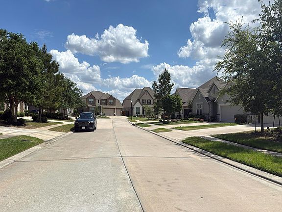 4th image of 27122 Spanish Wind Ct
