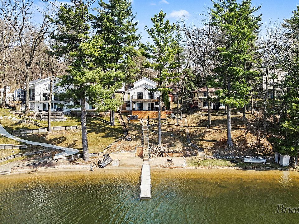 1st image of 7485 Ravine Dr NE