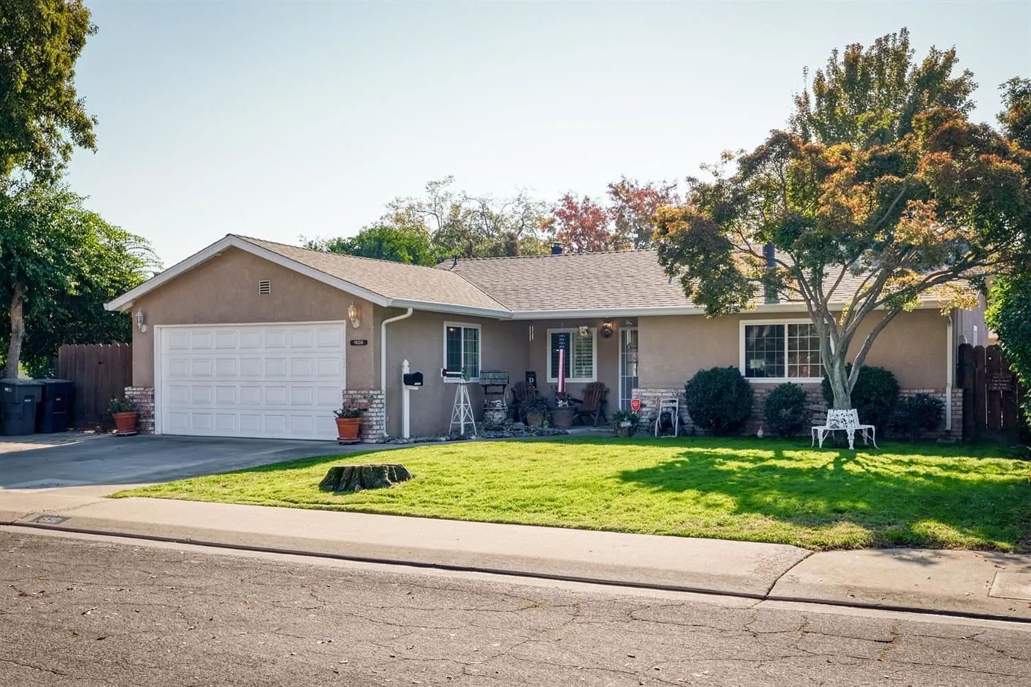 1520 San Carlos Ln photo 1