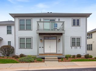 211 Garden Ter #D, Douglas, MI 49406