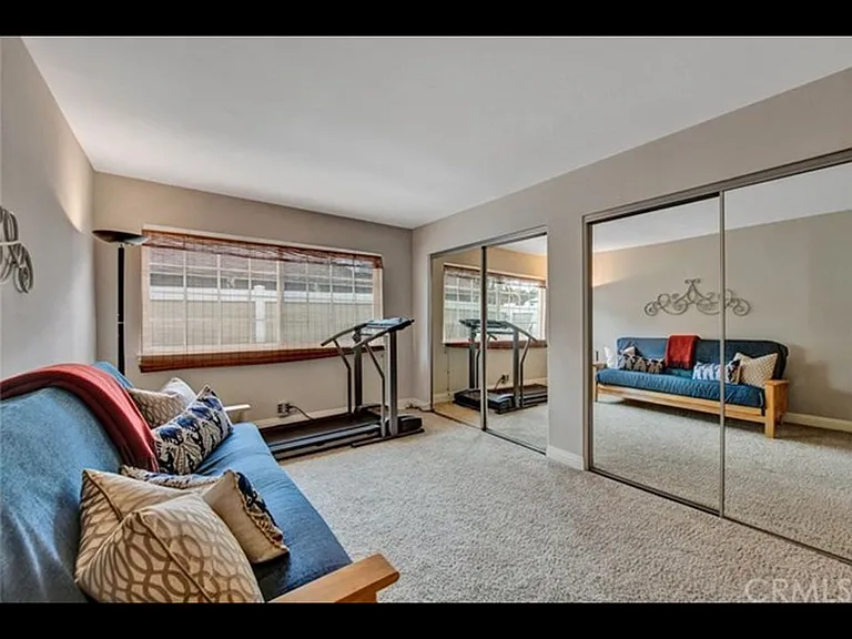 13521 Carroll Way — Photo 5