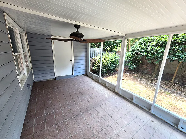 2000 Water Oak Dr #1-A — Photo 29