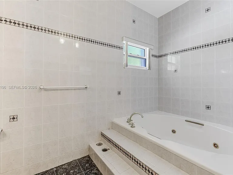 16520 SW 272nd St — Photo 15