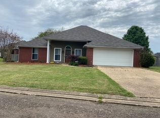 608 E Abbey Pl, Brandon, MS 39047