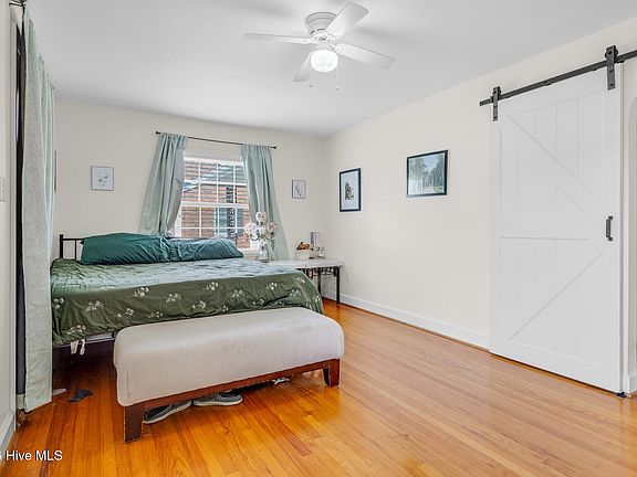 4th image of 384 Snow Hill Street