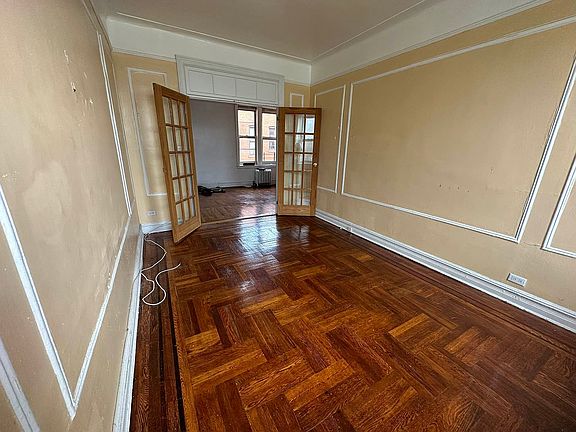 3rd image of 2814 Newkirk Ave APT D10