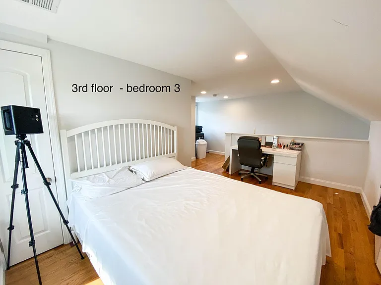 28 Woodruff Ave #28 — Photo 6