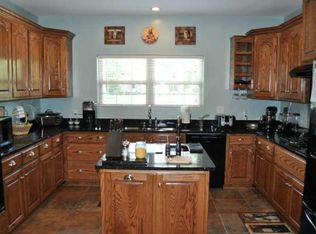 23 Hilltop Rd, Fayetteville, TN 37334