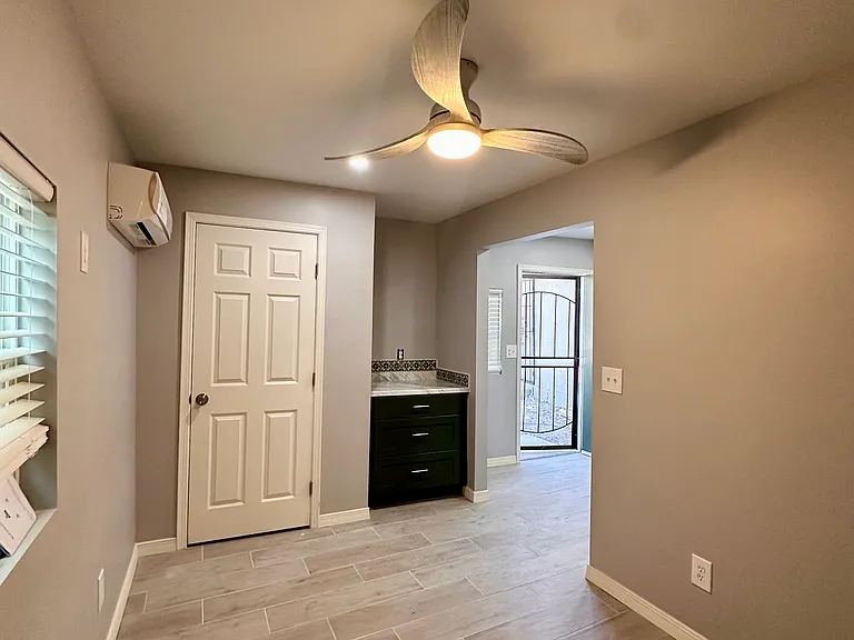 1145 E Chiquita St #3 — Photo 5
