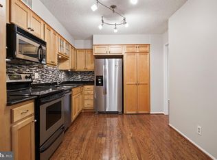 5903 Mount Eagle Dr APT 108, Alexandria, VA 22303