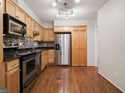 5903 Mount Eagle Dr APT 108, Alexandria, VA, 22303