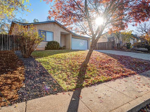 3rd image of 2021 Woodley Ave
