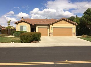 135 Rennert Way, Dixon, CA 95620
