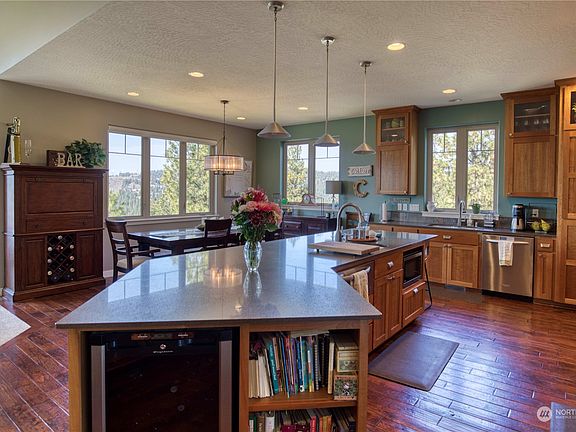 2nd image of 21226 E Harvard Vistas Lane