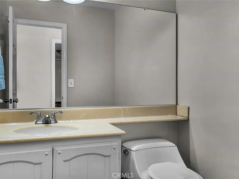 22253 Drums Ct — Photo 24