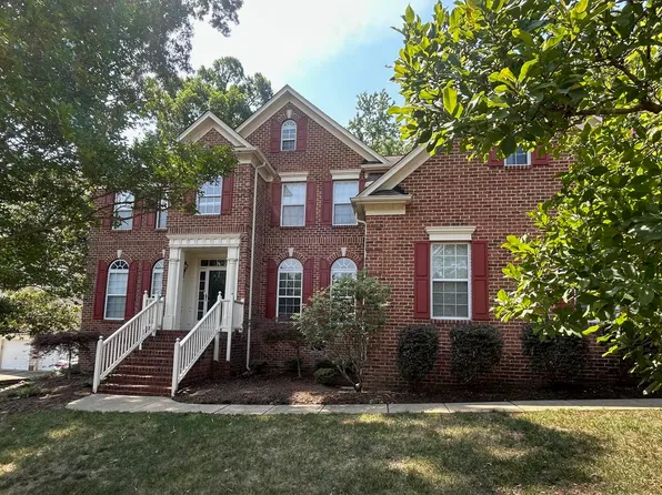 1700 Southwell Ct, Raleigh, NC 27614