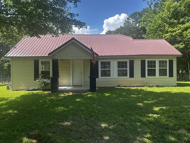 2423 W State Route 166 — Photo 1