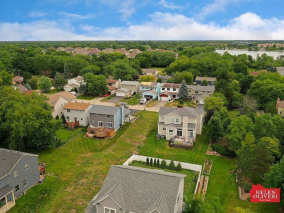 5th image of 23454 N Garden Ln