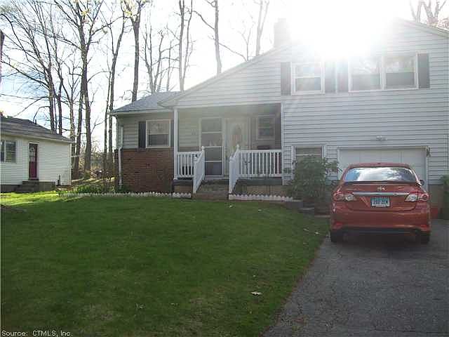 2nd image of 25 Gloria St