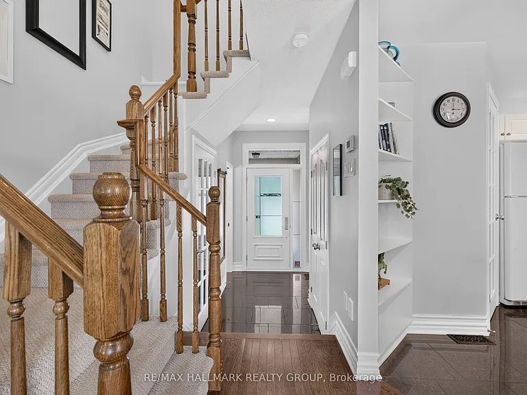 460 Grey Seal Cir — Photo 4