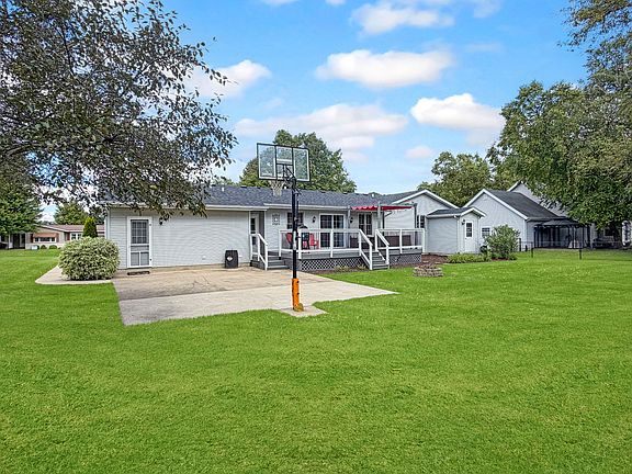 2nd image of 107 Meadow Ct
