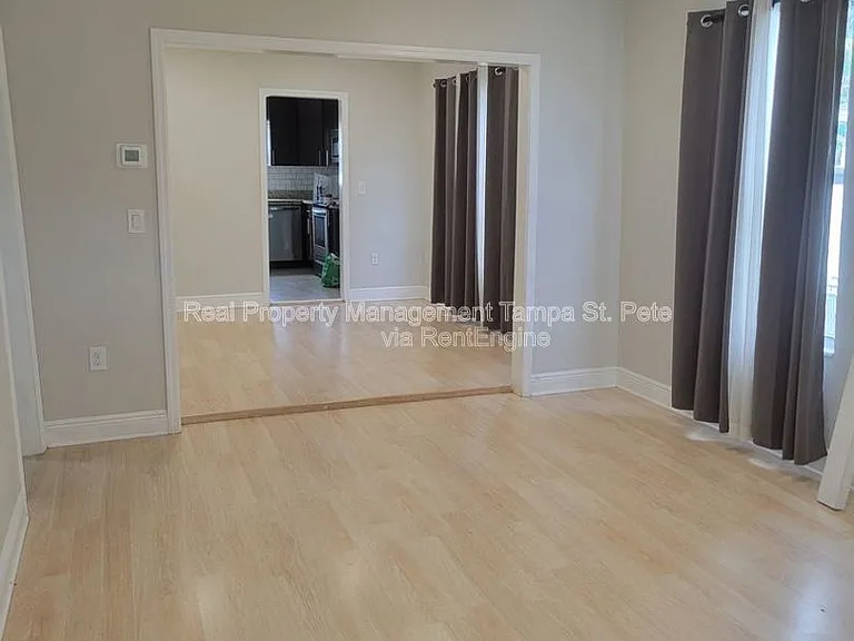 1711 E New Orleans Ave — Photo 5