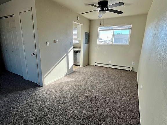 4th image of 4370 Loomis Ave