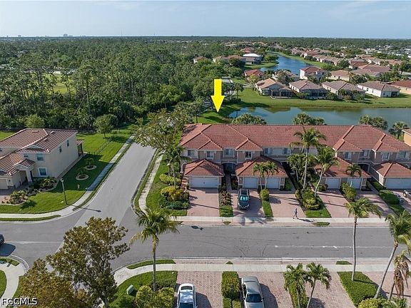 3rd image of 2448 Laurentina Ln