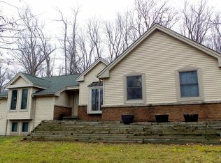 3875 Hummer Lake Rd, Ortonville, MI 48462