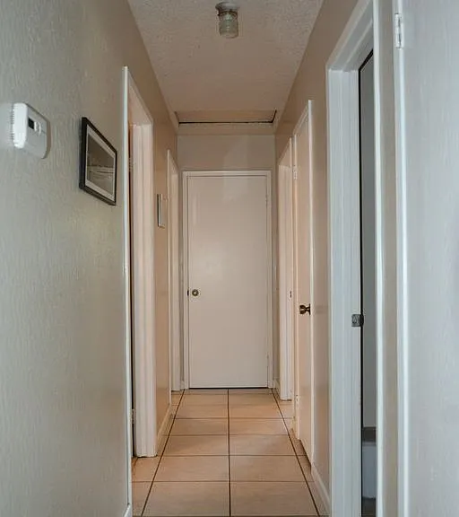 2748 Ganges Pl — Photo 5