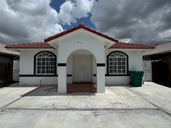 9747 NW 126th Ter