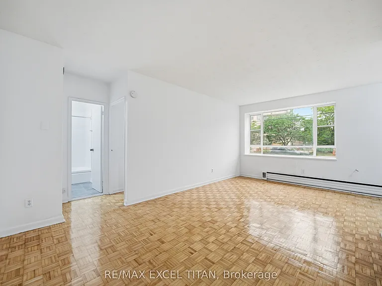 2895 Bathurst St #111 — Photo 6