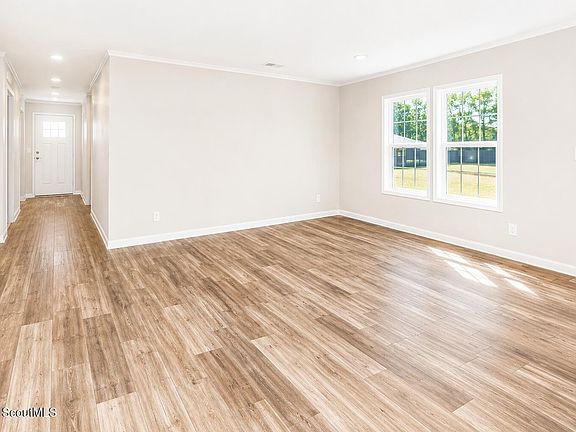 4th image of 71 Jamies Way