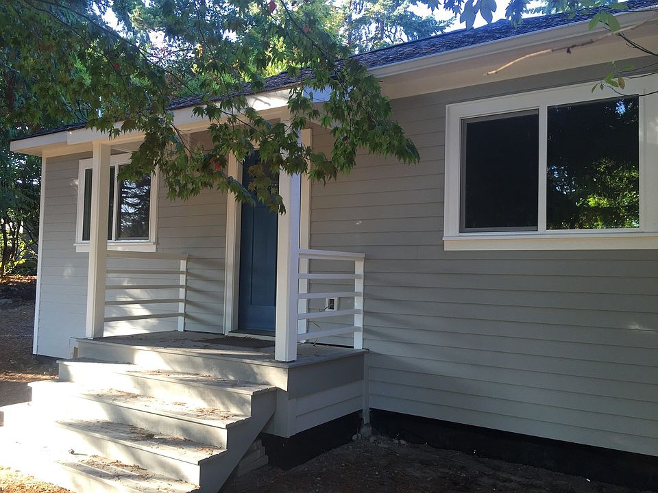1st image of 547 Park Ave NE