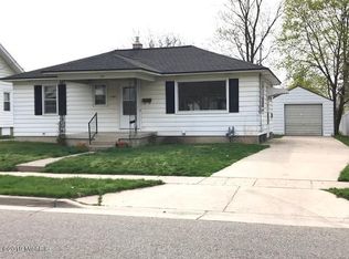 2209 Wyoming Ave SW, Wyoming, MI 49519