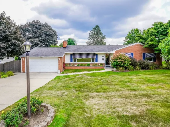 2846 Clearview Ave NW, Canton, OH 44718