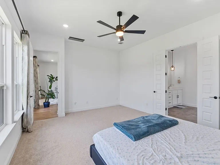 125 Plainsman Ln — Photo 18