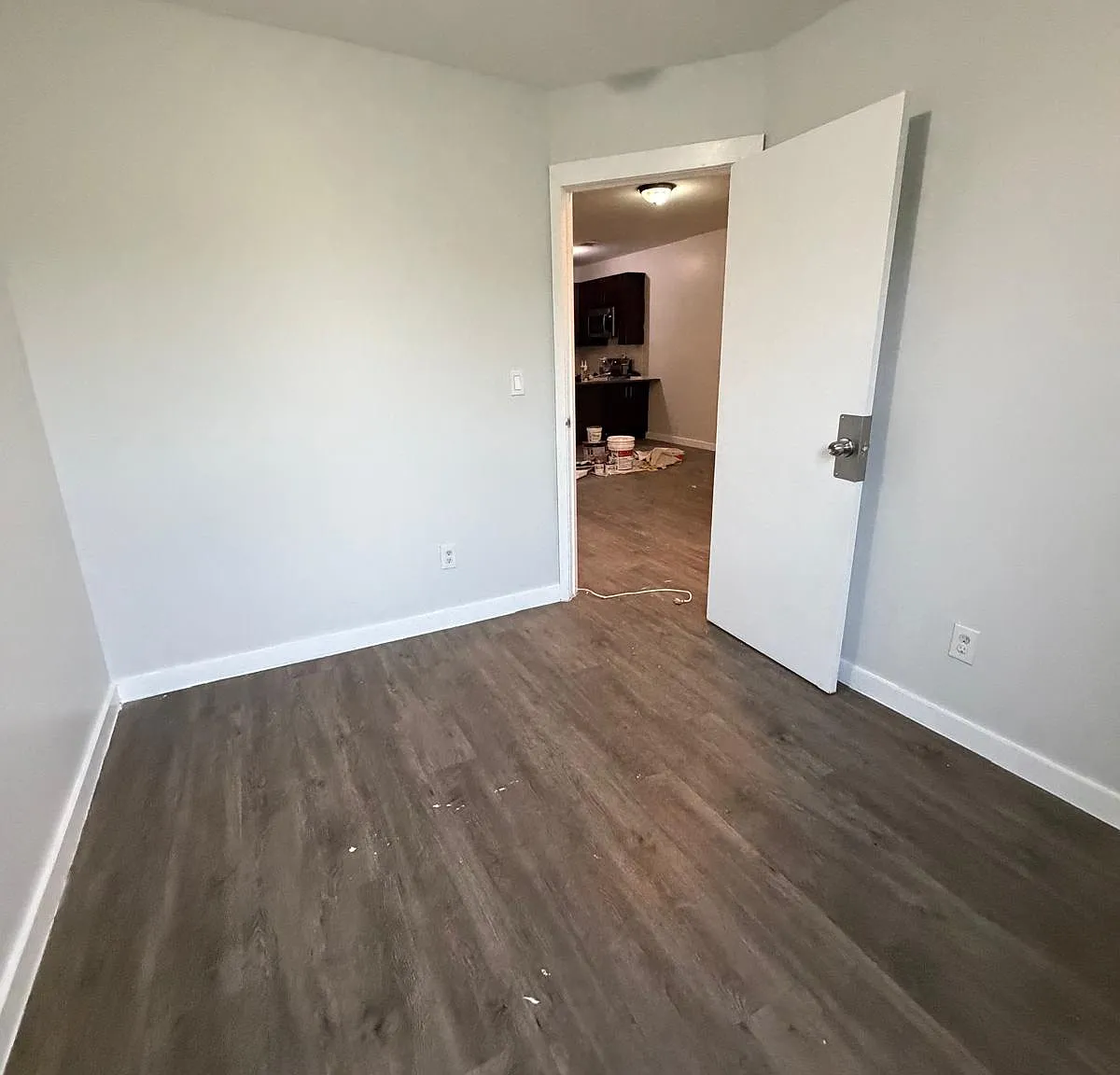 4 bed, 2640 sqft, $3,800 — Photo 2