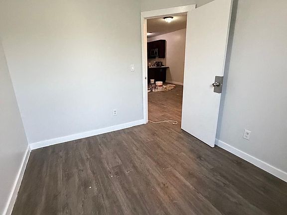 2nd image of 717 Prospect Ave #2