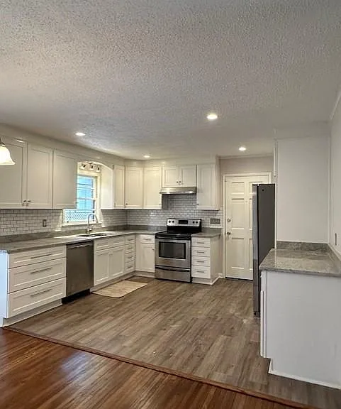 2612 Sheryl Ln — Photo 6