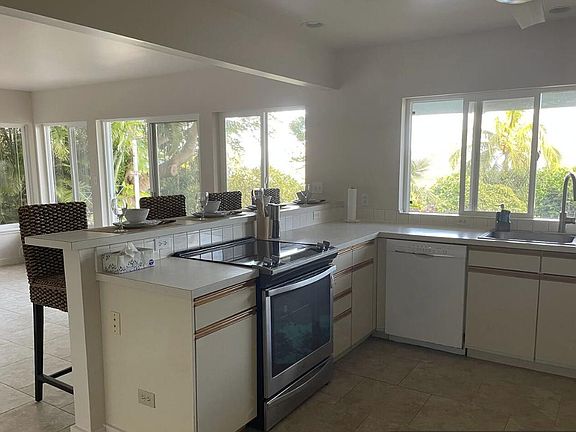 5th image of 1319 Mokolea Dr #2