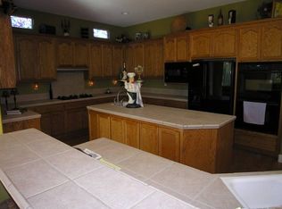 1852 Swinton Dr, Folsom, CA 95630