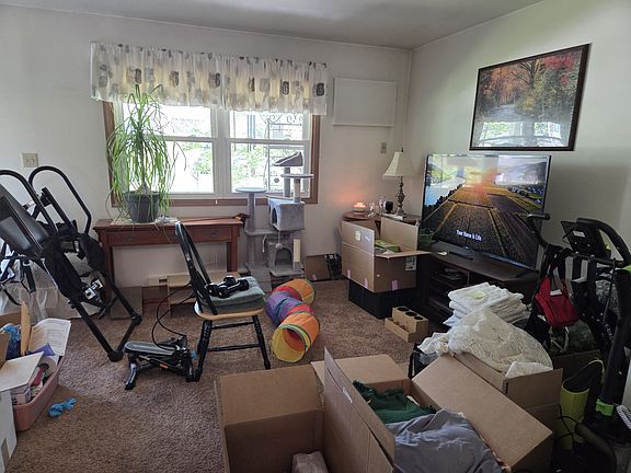 5th image of 1059 Mineral Springs Dr #1059