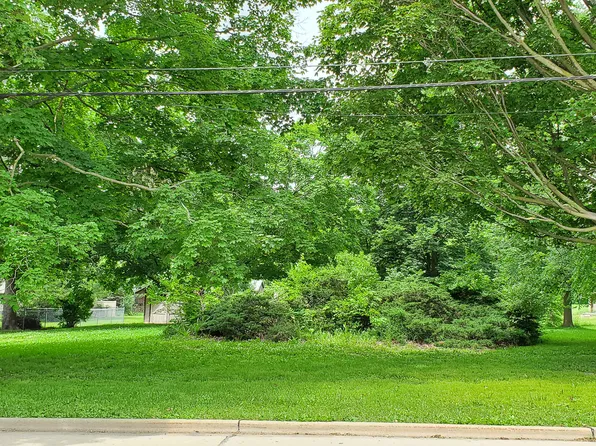 205 N Grove St, Normal, IL 61761