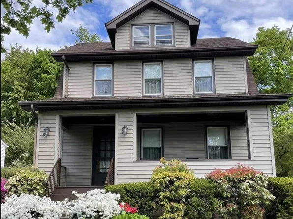 584 Oak Ave, Maywood, NJ 07607
