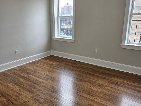3rd image of 1185 Commonwealth Ave APT 17
