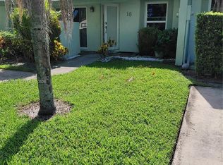 16 Camden Ln, Boynton Beach, FL 33426