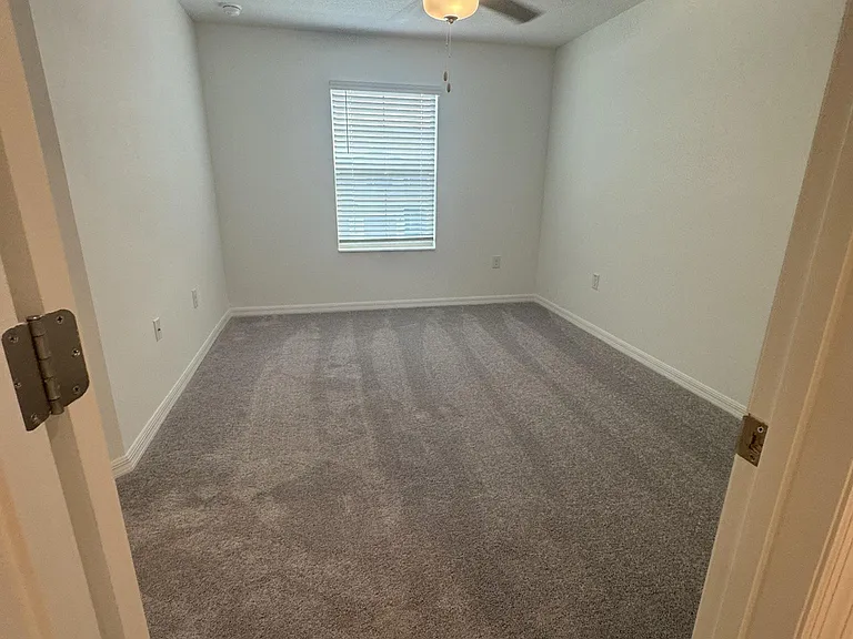 8299 Crescent Oaks Dr — Photo 9