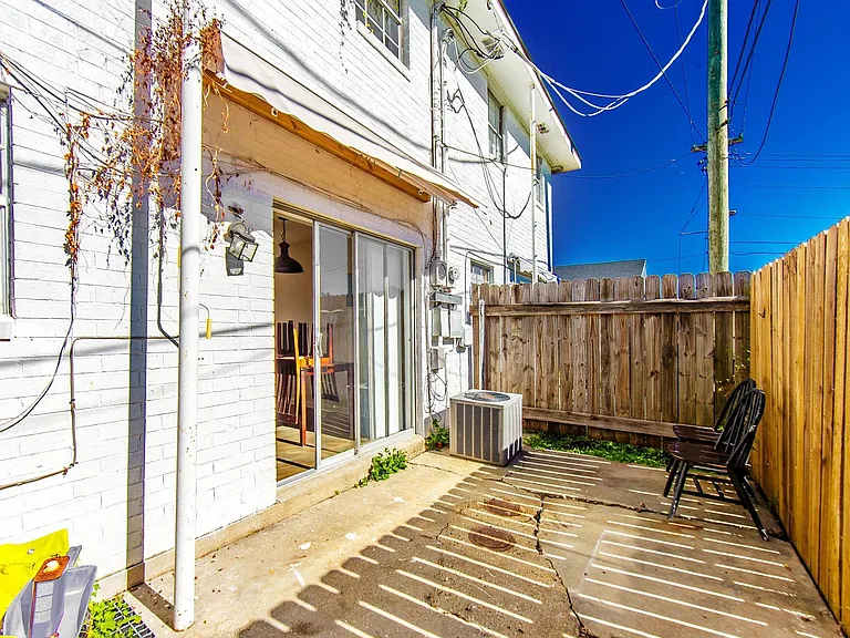 2121 Bayou Black Dr #2 — Photo 10